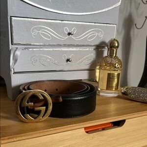 Vintage Gucci Black and Brown Leather Belt with Gold Buckle